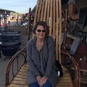 Meet your Posher, Vicky